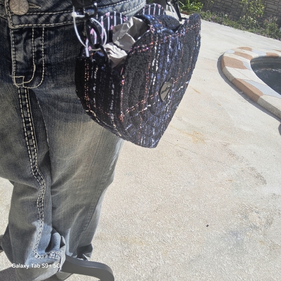 NWT BLACK n MULTICOLOR TWEED HEART LUV BETSEY CROSSBODY - Picture 5 of 11